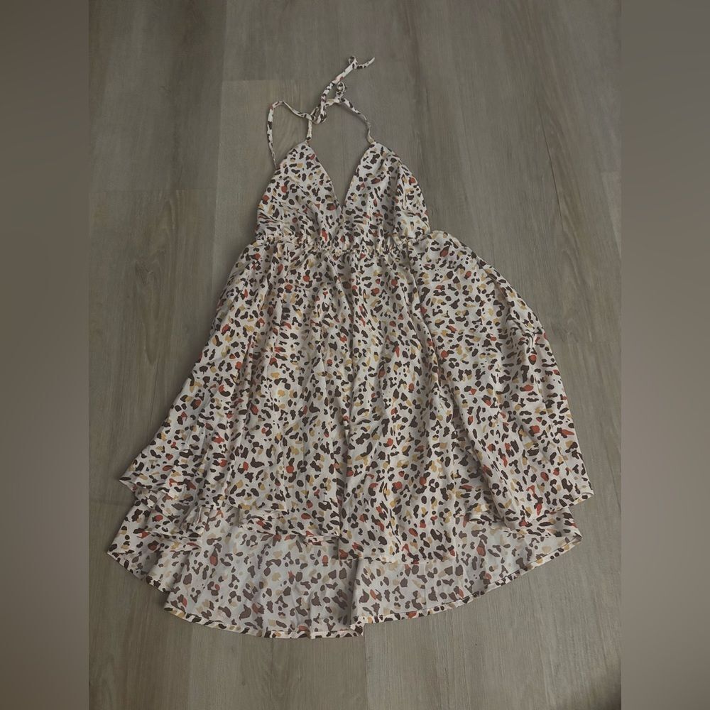 Woman’s beautiful Leopard Print Halter Dress NWOT